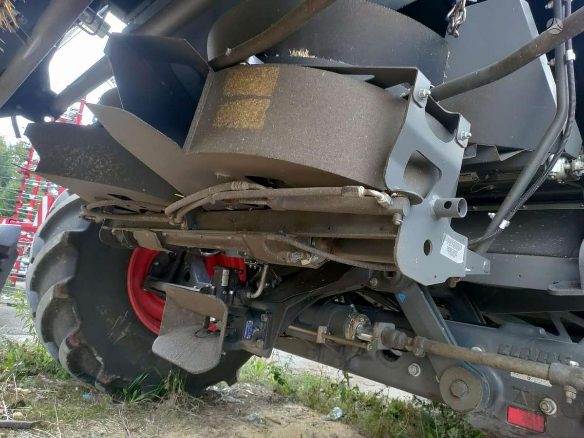 Claas LEXION 8900TT, комбайны
