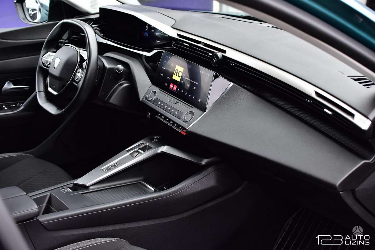 Peugeot 308, 1.2 l., Универсал