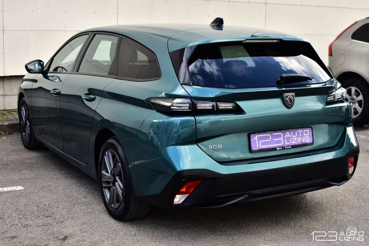 Peugeot 308, 1.2 l., Универсал