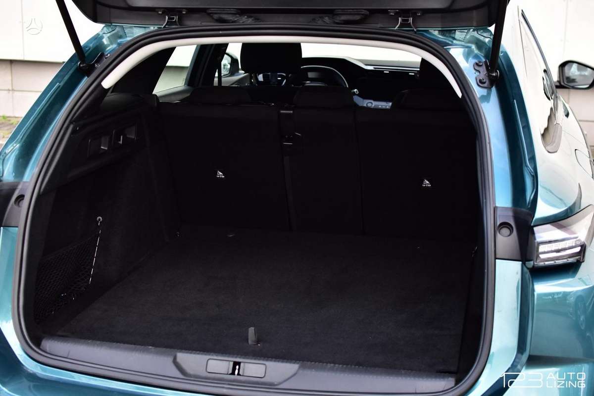 Peugeot 308, 1.2 l., Универсал
