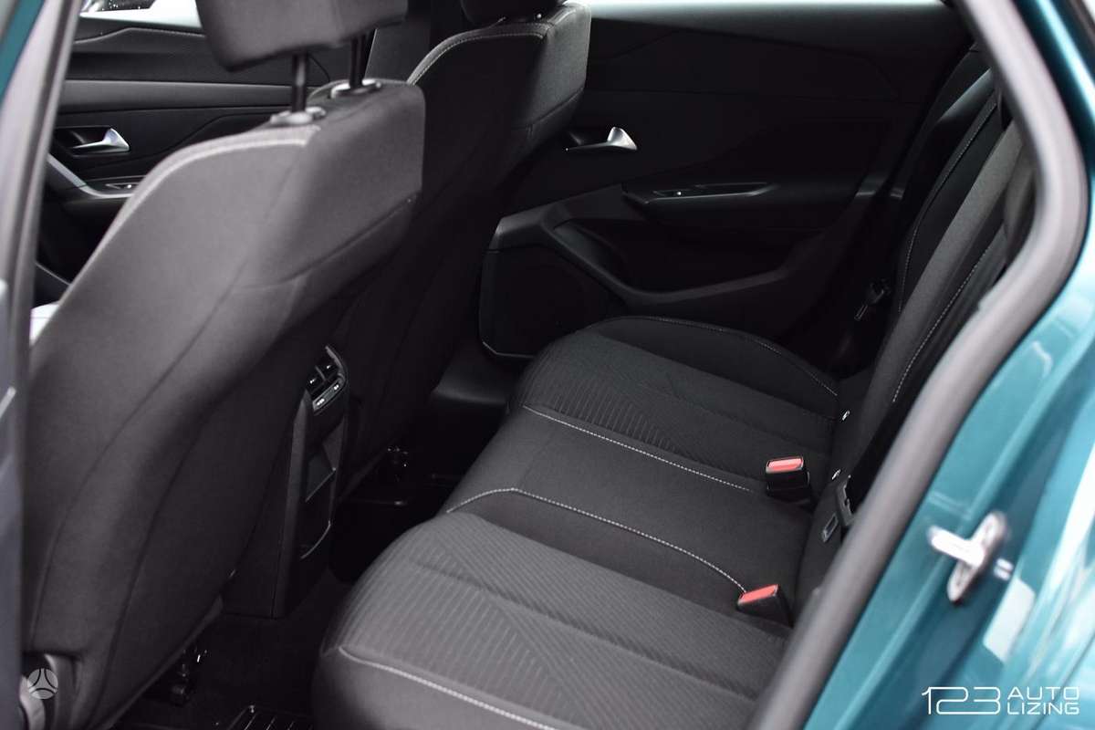Peugeot 308, 1.2 l., Универсал