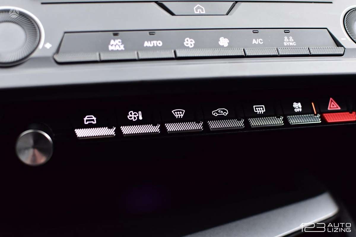 Peugeot 308, 1.2 l., Универсал