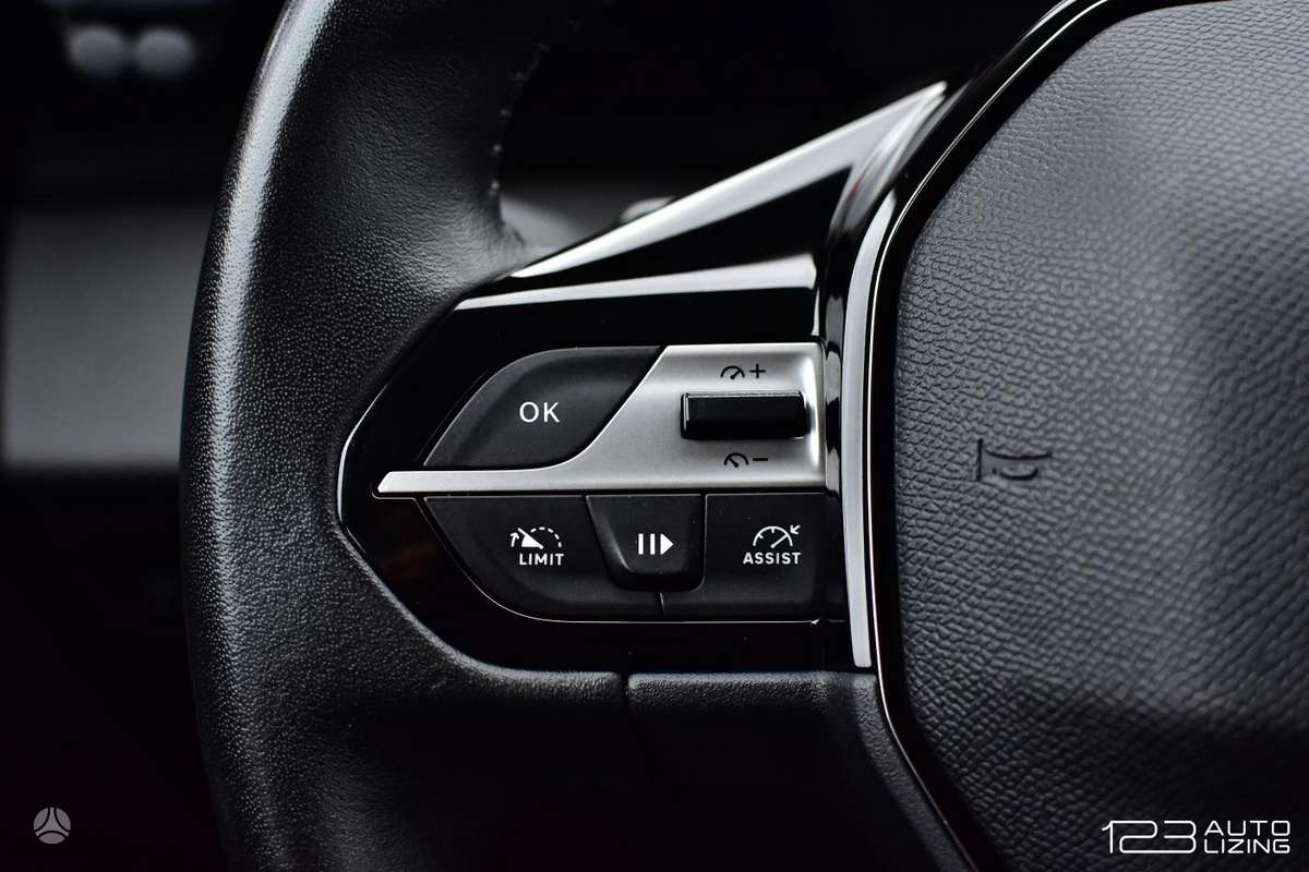 Peugeot 308, 1.2 l., Универсал