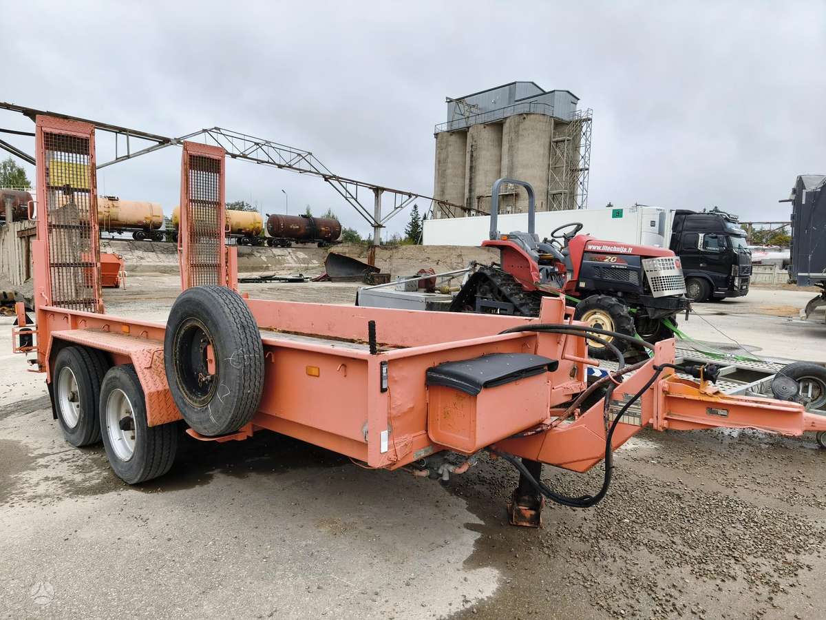 Blomenroehr, auto transporter