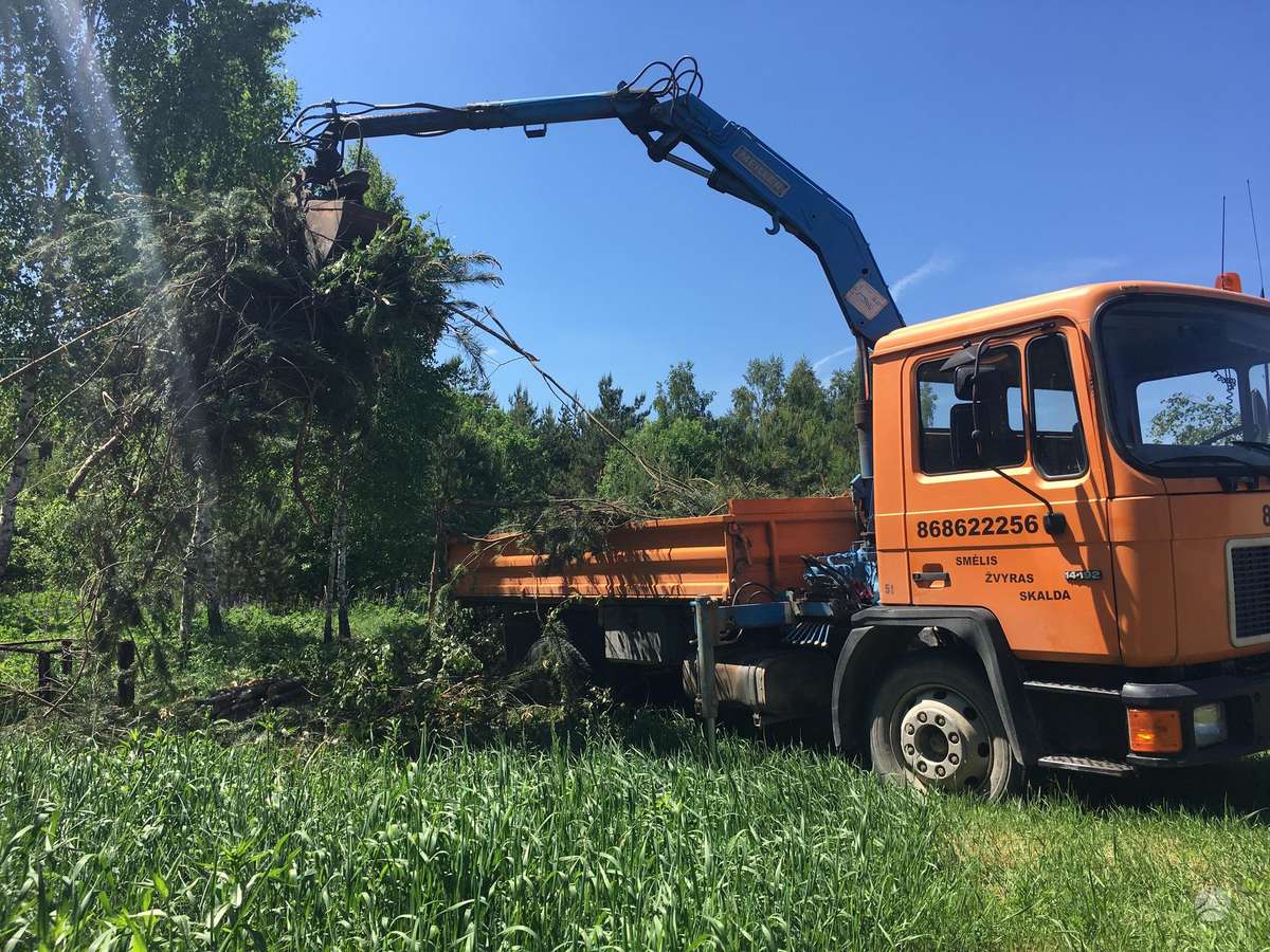 MAN 14-140, savivarčiai su kranu