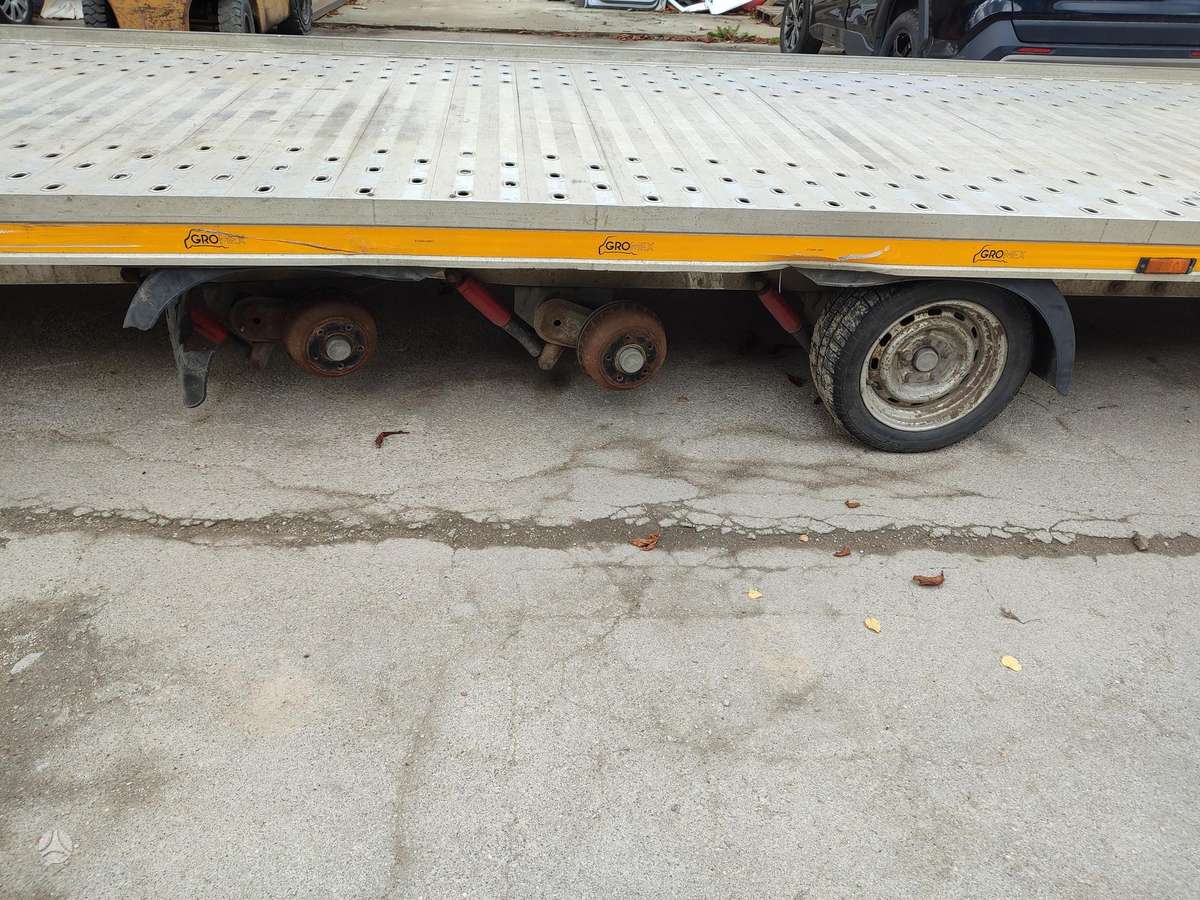 -Kita- GROMEX L3-3500, passenger car trailers