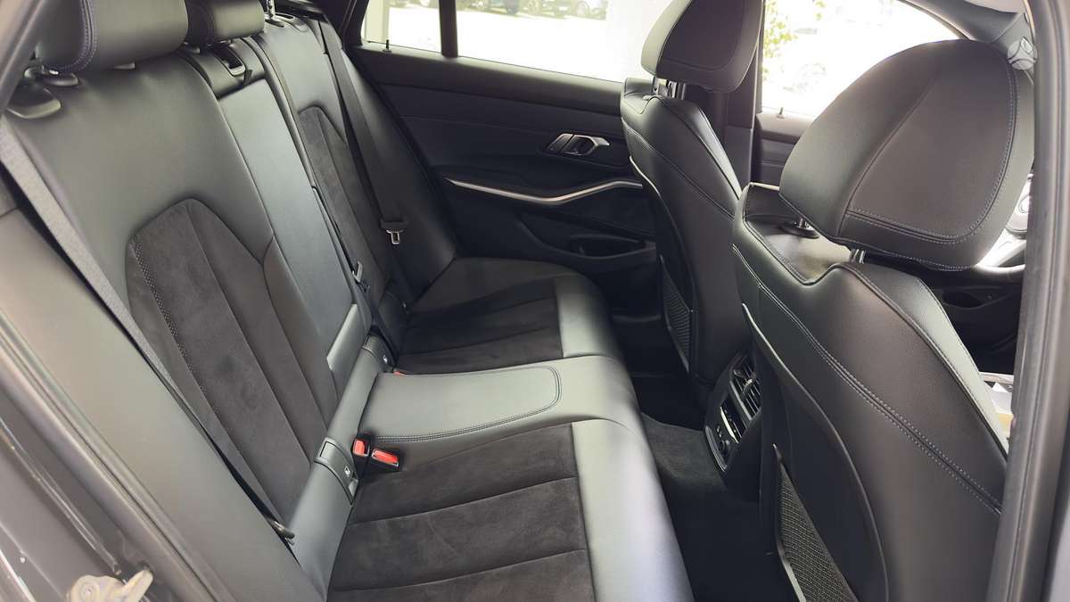 BMW 320, 2.0 l., Универсал
