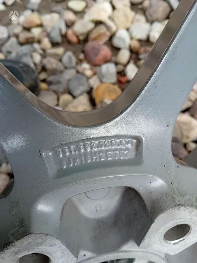 Porsche, lengvojo lydinio, R18