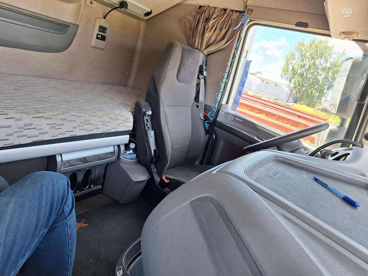 DAF XF 460 FT, 2 miegamosios vietos