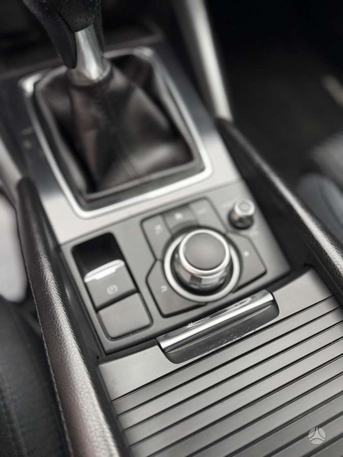 Mazda 6, 2.2 l., wagon
