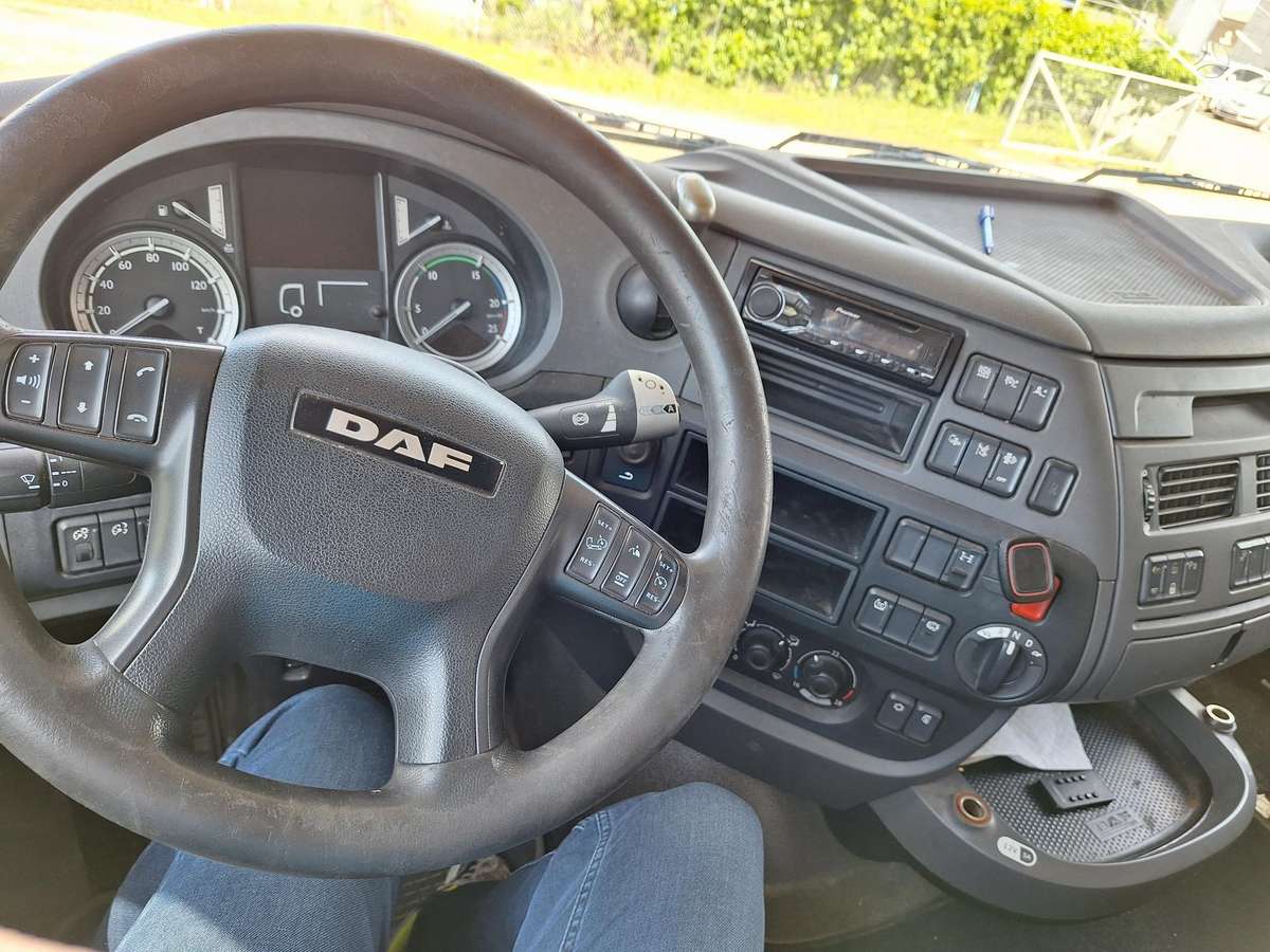 DAF XF 460 FT, double sleeper