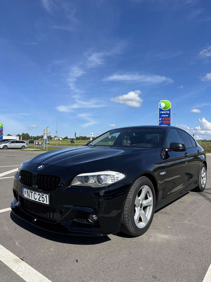 BMW 520, 2.0 l., Седан