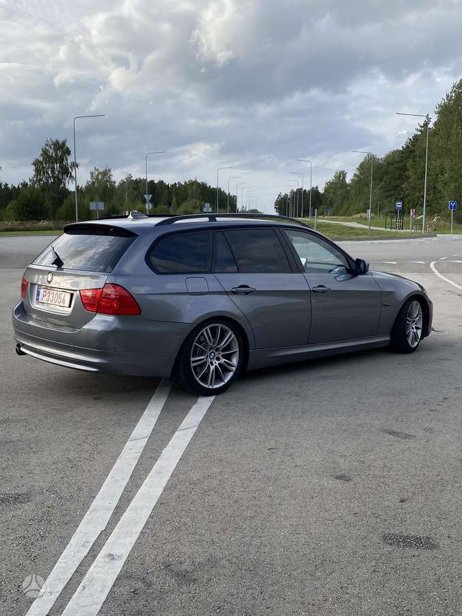 BMW 320, 2.0 l., universalas