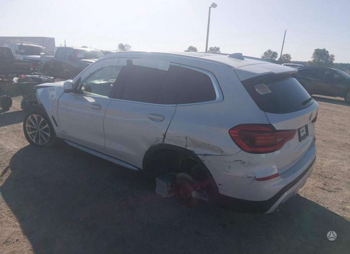 BMW X3, 2.0 l., Внедорожник / Кроссовер