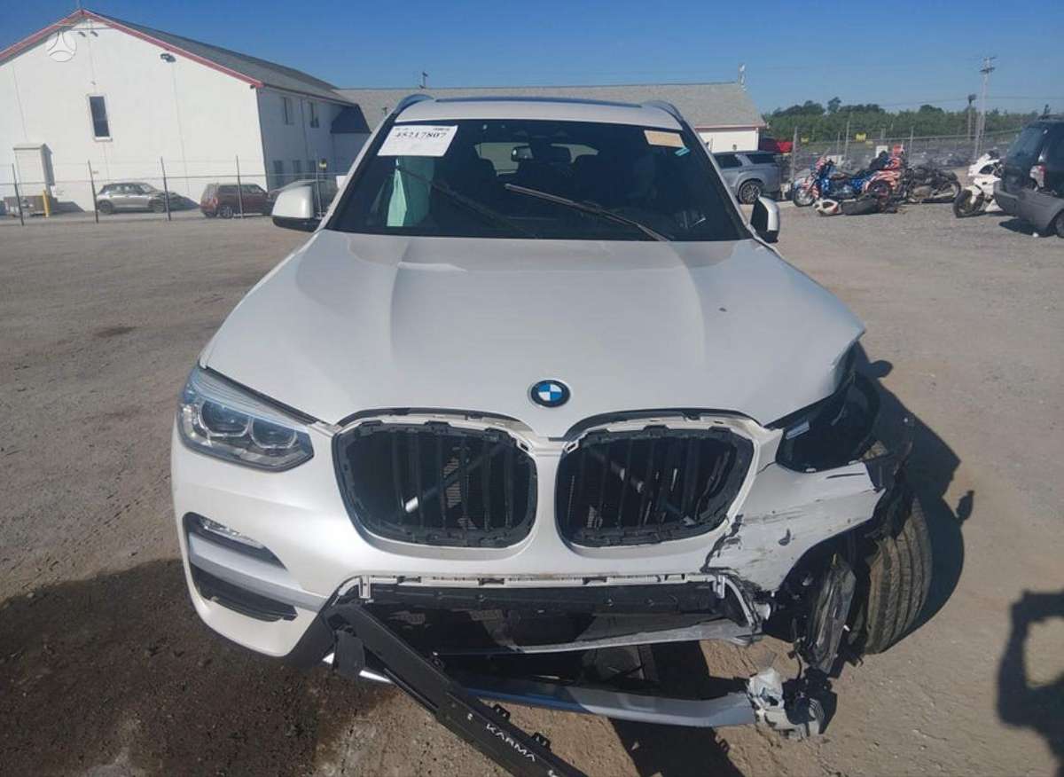 BMW X3, 2.0 l., Внедорожник / Кроссовер