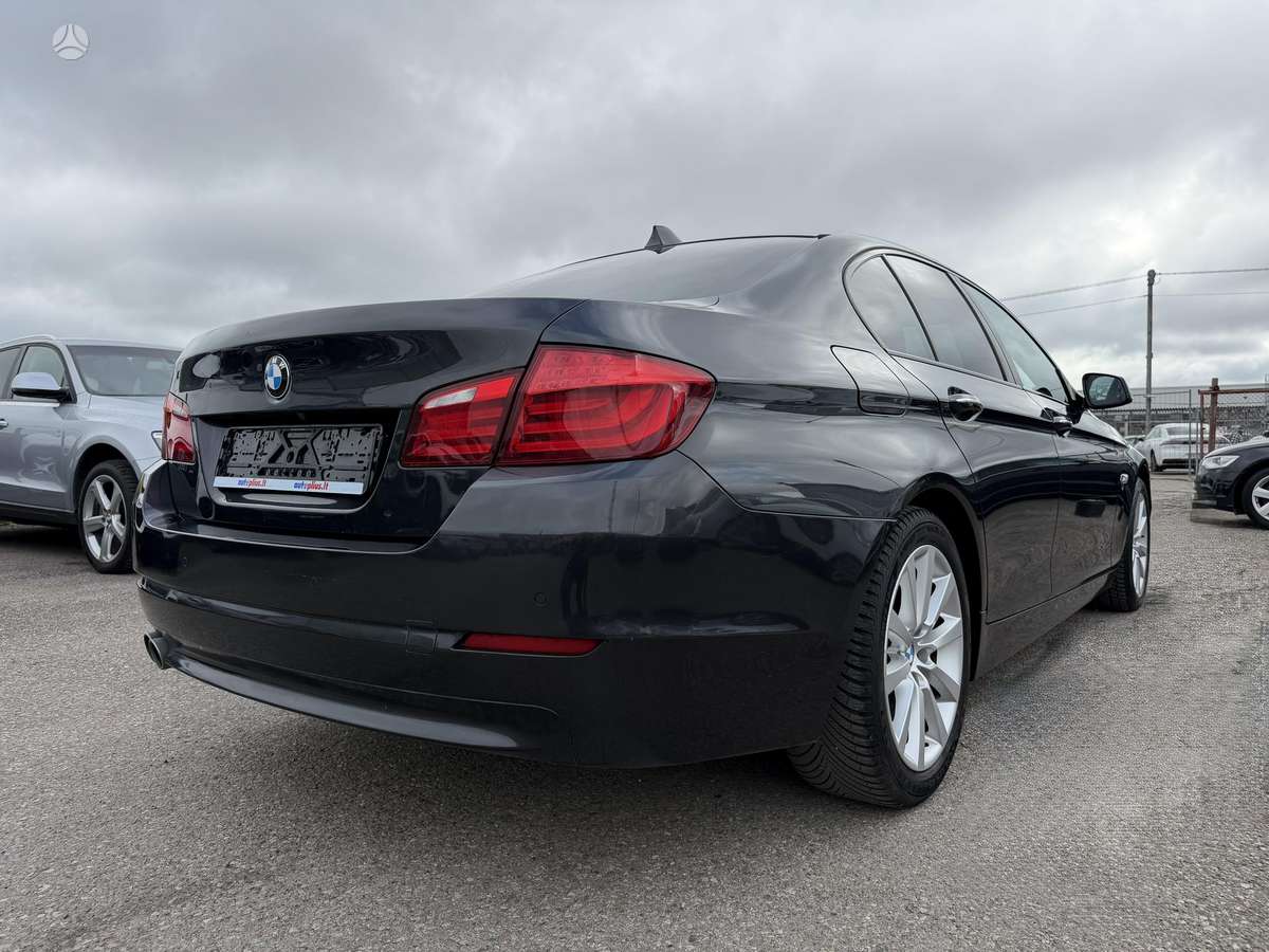 BMW 520, 2.0 l., sedanas