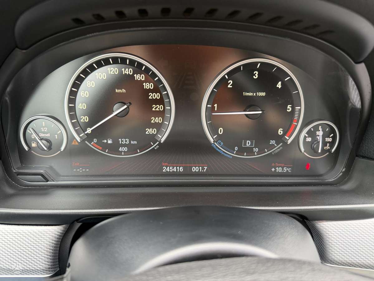 BMW 520, 2.0 l., sedanas