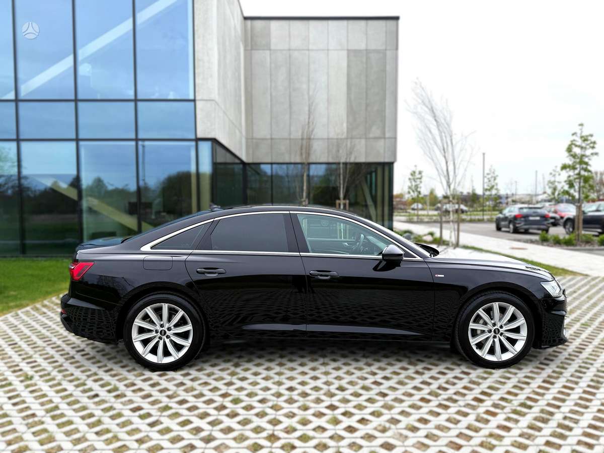 Audi A6, 2.0 l., Седан