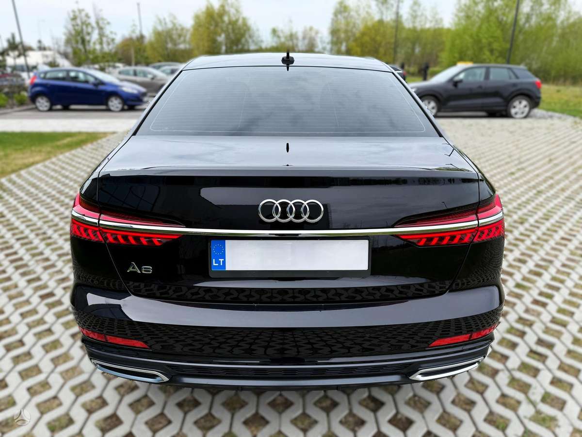 Audi A6, 2.0 l., Седан