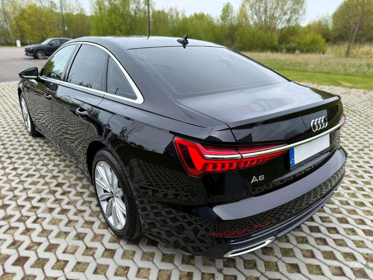 Audi A6, 2.0 l., Седан