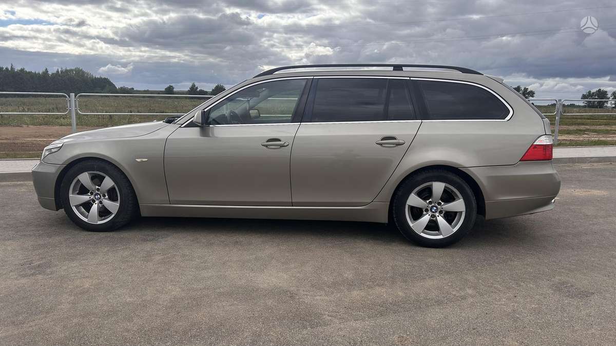 BMW 530, 3.0 l., wagon