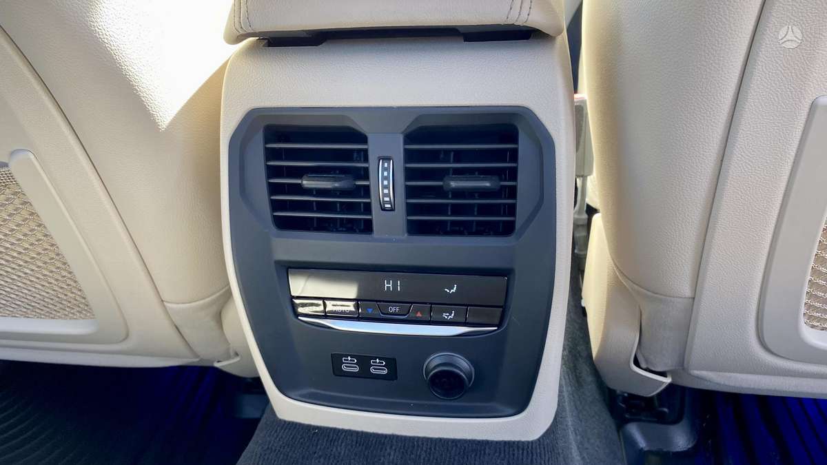 BMW 320, 2.0 l., Седан