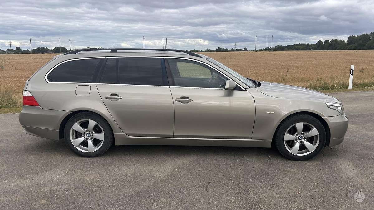 BMW 530, 3.0 l., wagon
