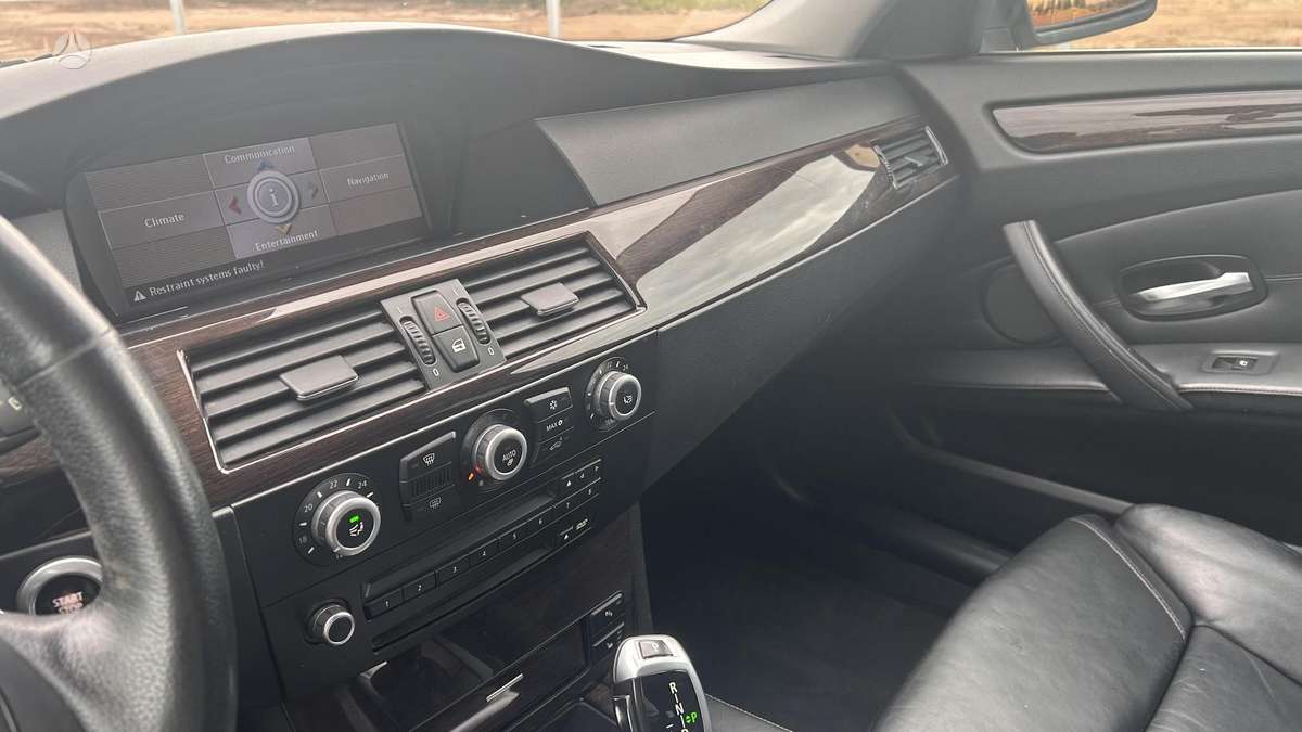 BMW 530, 3.0 l., wagon
