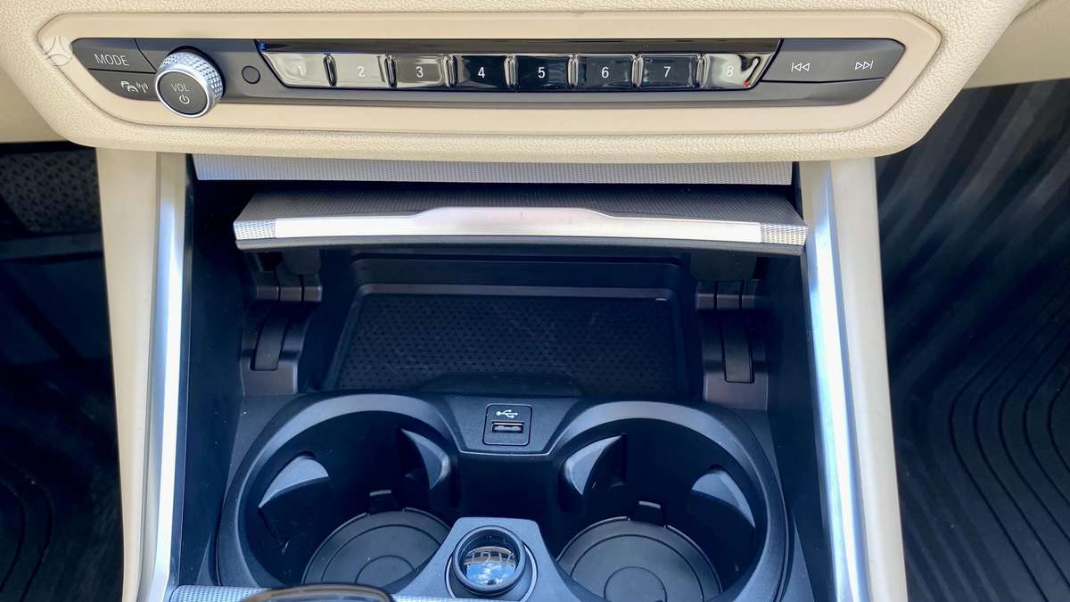 BMW 320, 2.0 l., Седан