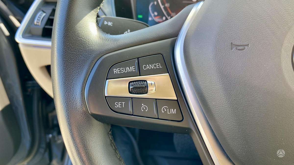 BMW 320, 2.0 l., Седан