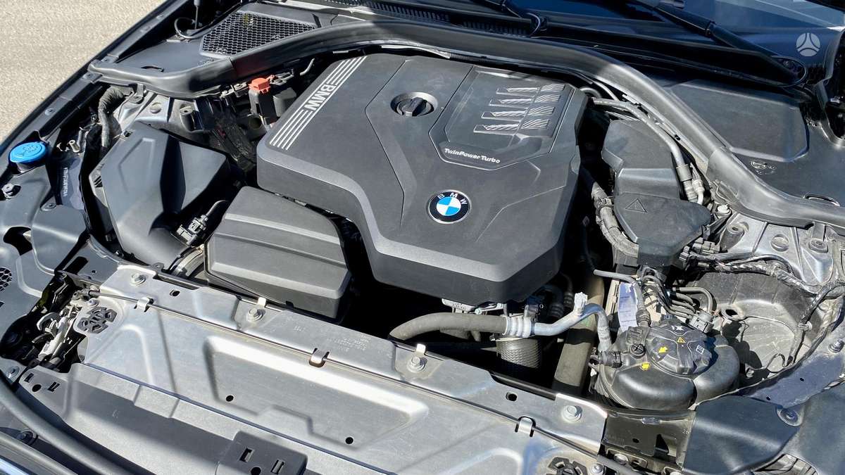 BMW 320, 2.0 l., Седан