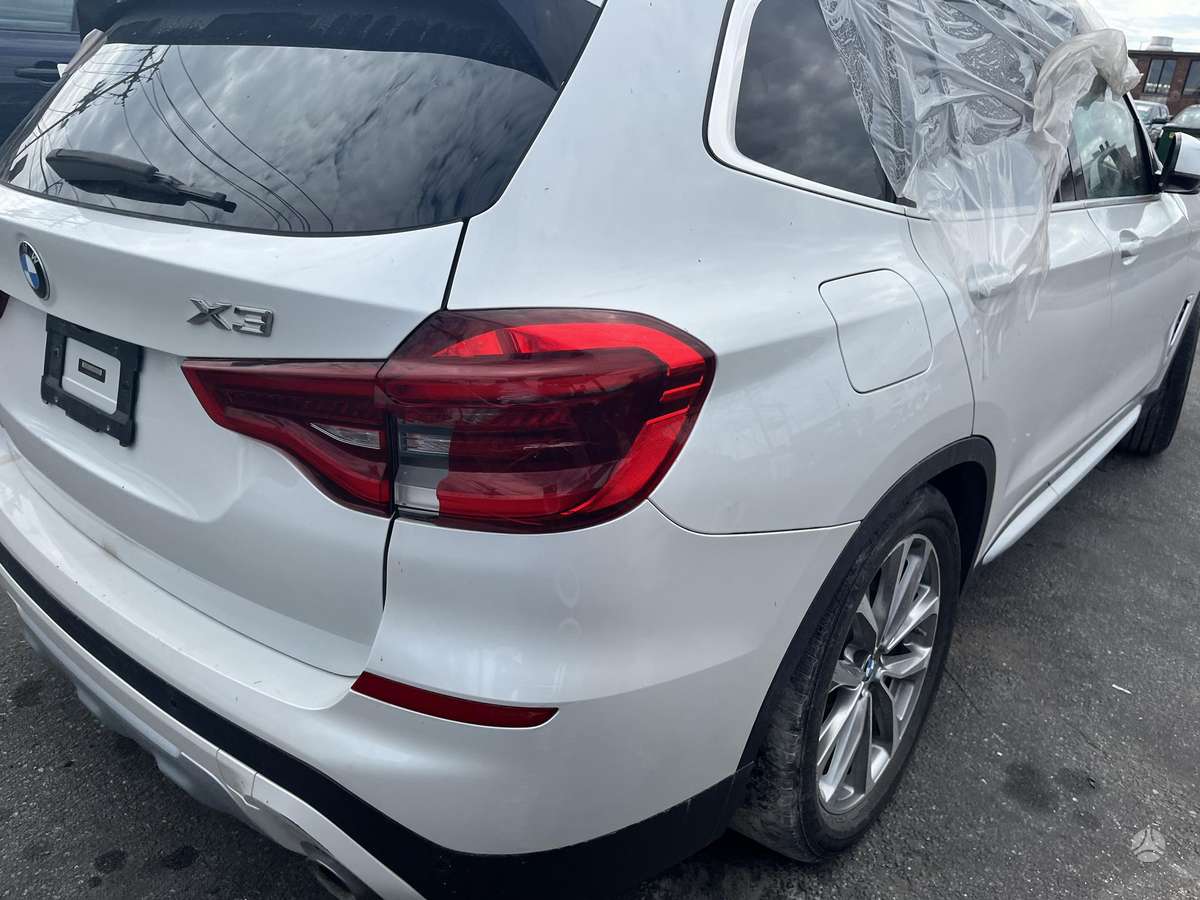 BMW X3, 2.0 l., Внедорожник / Кроссовер