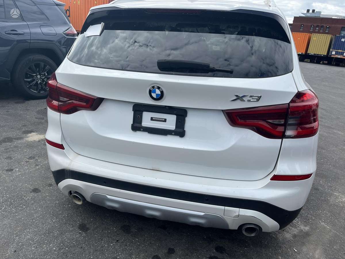 BMW X3, 2.0 l., Внедорожник / Кроссовер