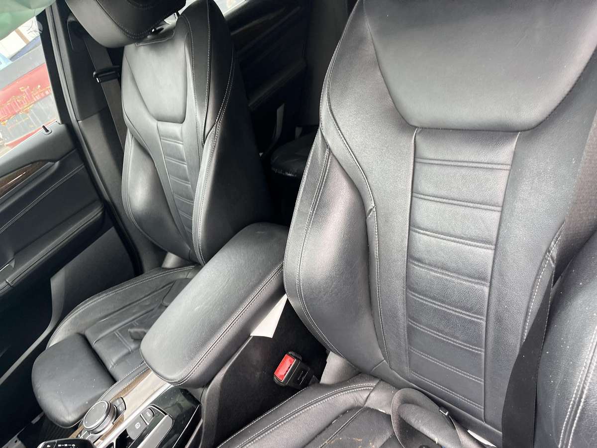 BMW X3, 2.0 l., Внедорожник / Кроссовер