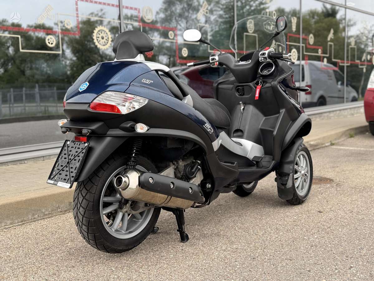 Piaggio MP3 400cc, трициклы