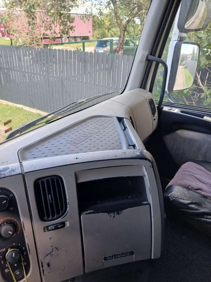 Renault Premium, 2 miegamosios vietos