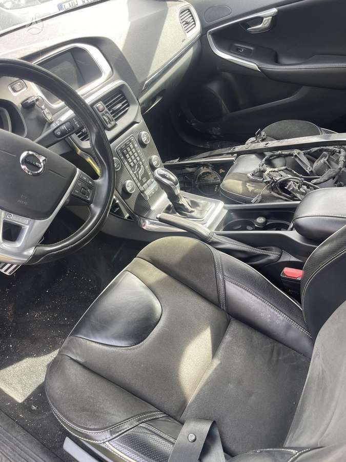 Volvo V40, 2.0 l., hatchback
