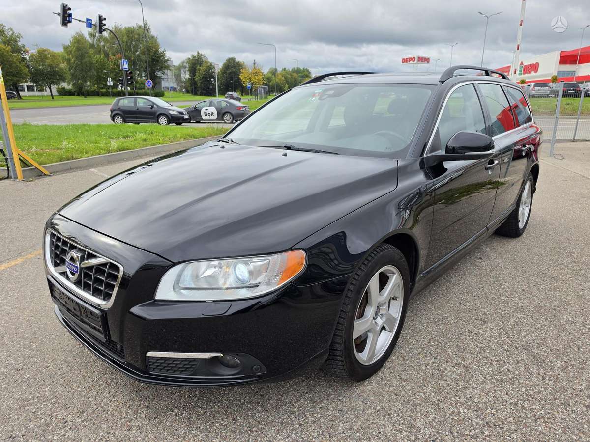 Volvo V70, 2.4 l., wagon