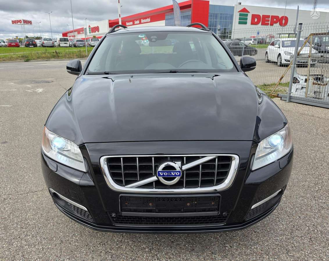 Volvo V70, 2.4 l., wagon