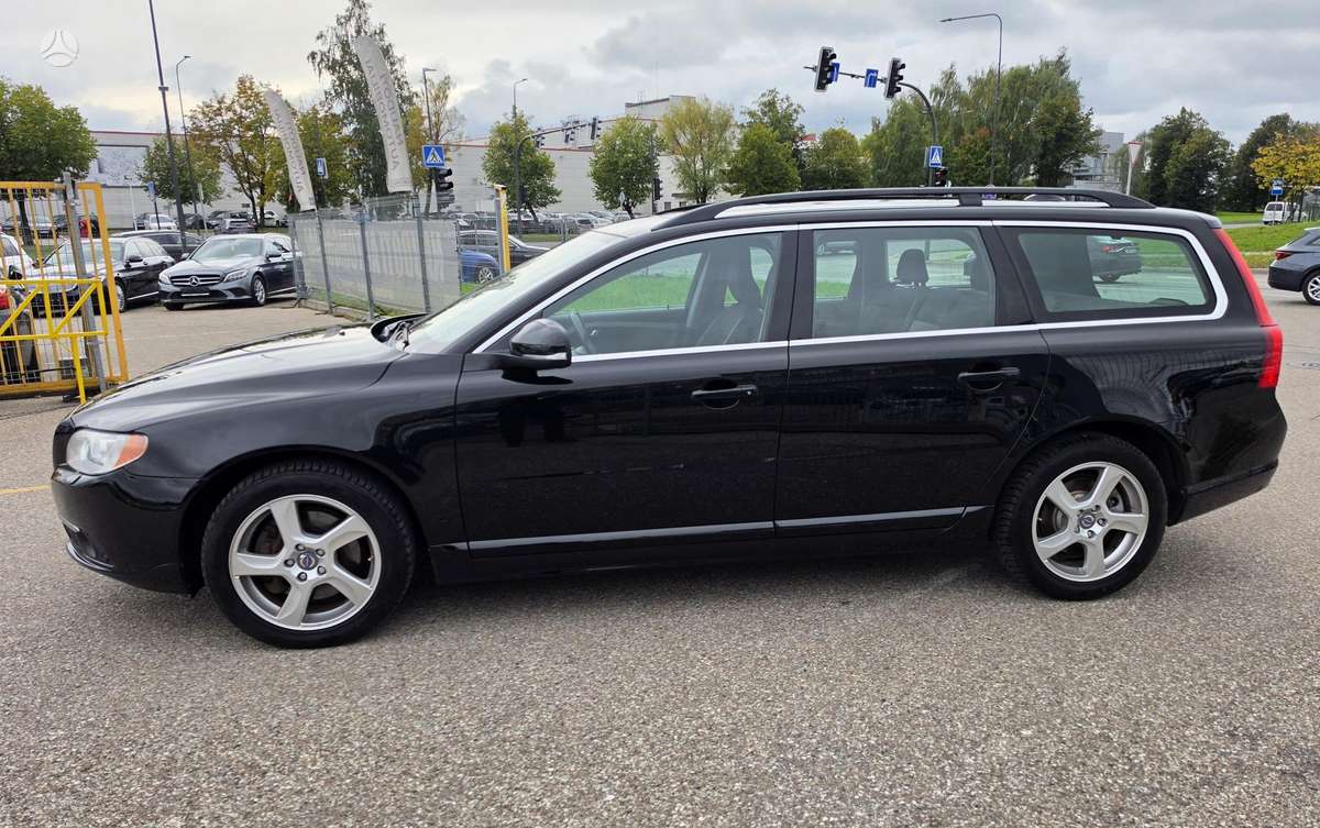 Volvo V70, 2.4 l., wagon
