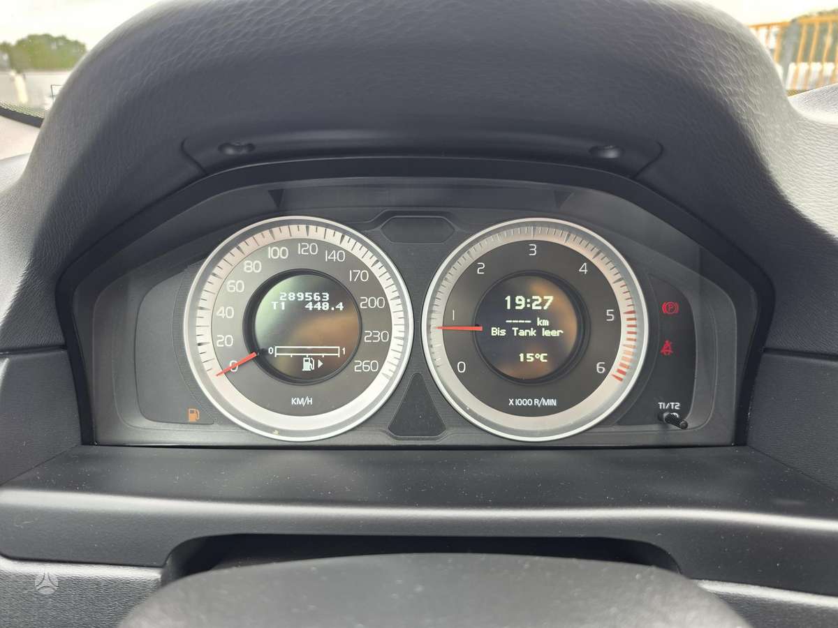 Volvo V70, 2.4 l., wagon