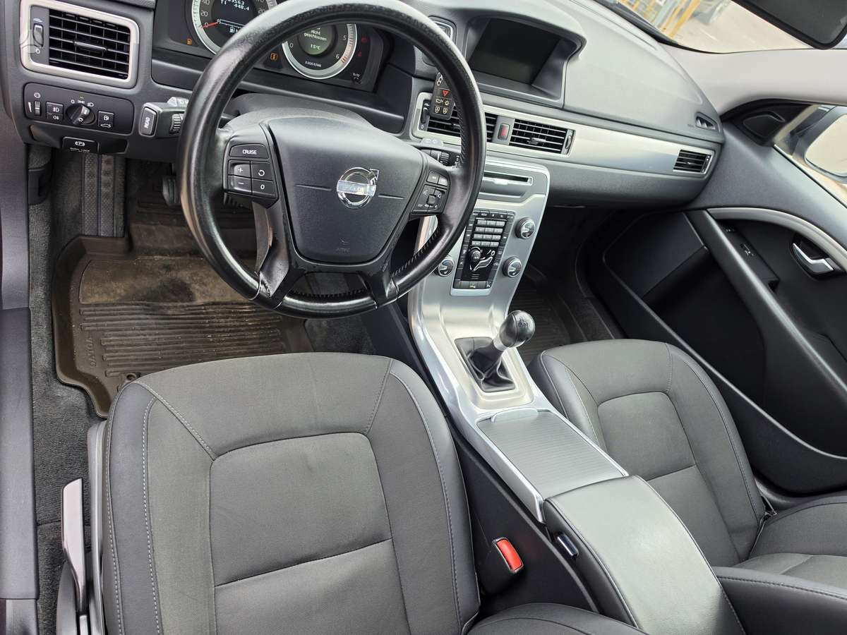 Volvo V70, 2.4 l., wagon