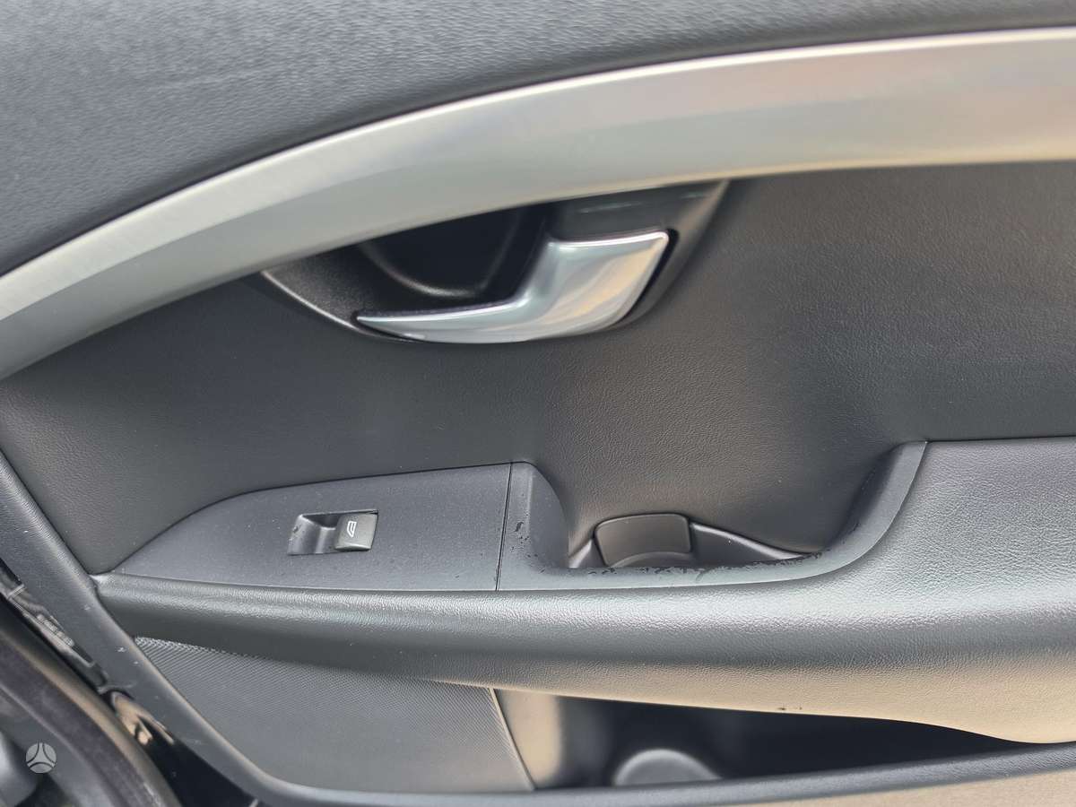 Volvo V70, 2.4 l., universalas