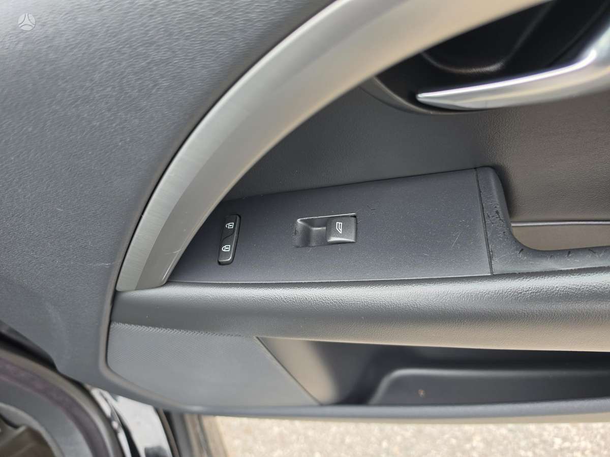 Volvo V70, 2.4 l., wagon