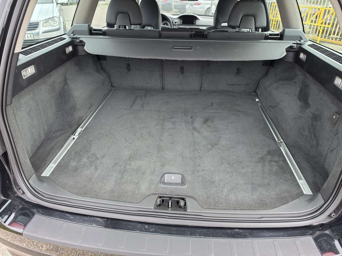 Volvo V70, 2.4 l., wagon