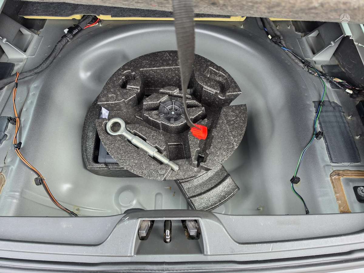 Volvo V70, 2.4 l., wagon