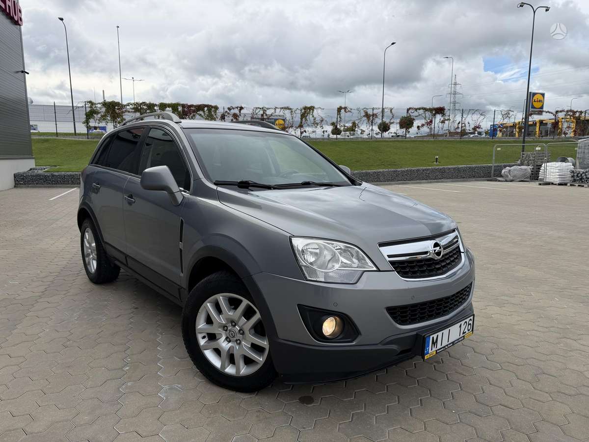 Opel Antara, 2.2 l., off-road / crossover