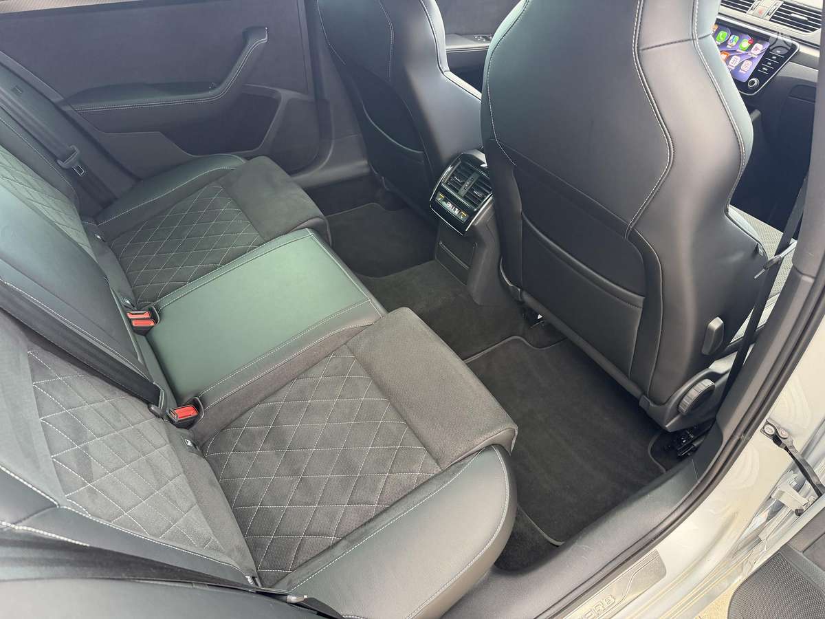 Skoda Superb, 1.5 l., Универсал