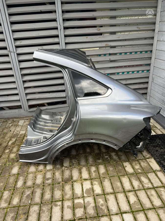 Renault Arkana kėbulo dalys