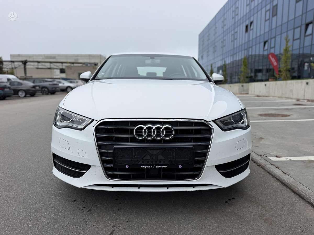 Audi A3, 1.6 l., hatchback